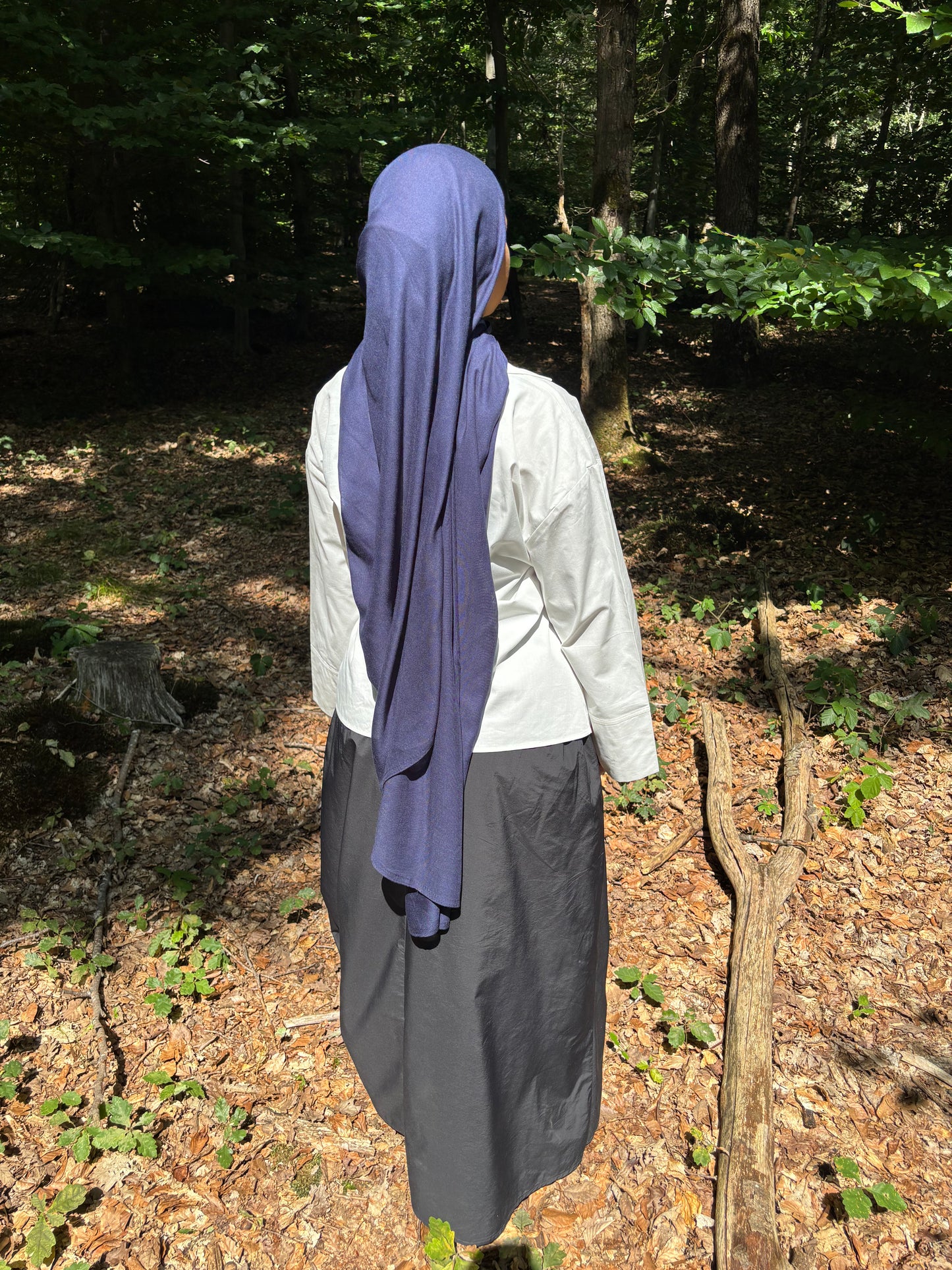 Hijab modal bleu nuit